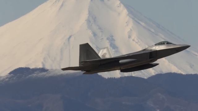 10 + Surprising Facts About The F-22 Raptor Fighter Jet смотреть онлайн