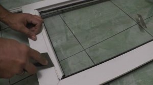 Как снять штапик с пластикового окна и поставить его обратно