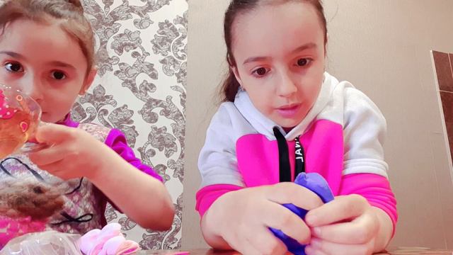 Лёгкий пластилин #оставайтесь дома... смотреть онлайн