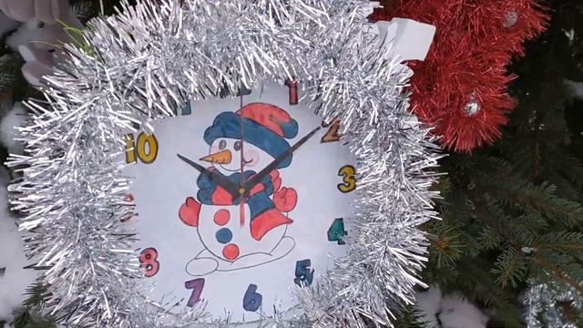 НОВОГОДНЯЯ☃️?❄️RUSSIAN CHRISTMAS TREE смотреть онлайн