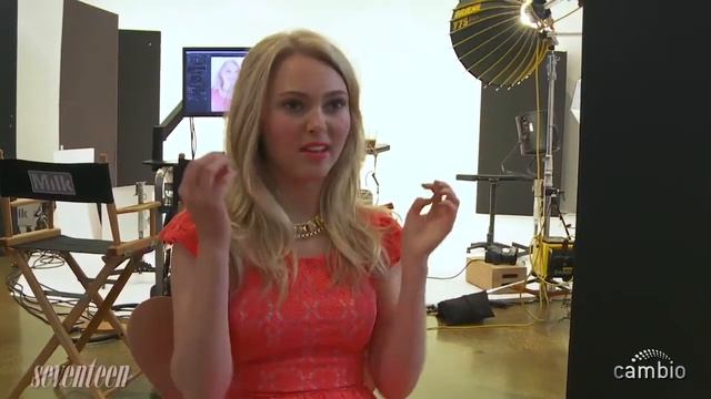 AnnaSophia Robb in The Carrie Diaries смотреть онлайн