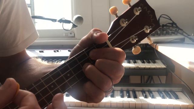 GLS Uke - there’s nothing holding me back смотреть онлайн