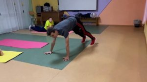 Обучение волна вперед телом на полу | Брейк-данс Хип-хоп