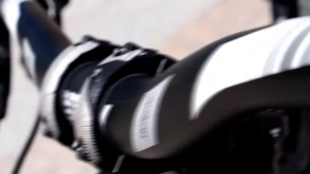 A bike showcase I did for a friend I guess? | Specialized Demo 8 | Nikon D3300 смотреть онлайн