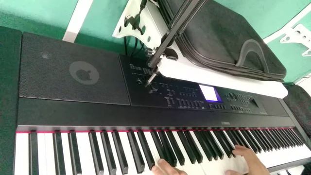 Natural! Grand - Yamaha DGX660 смотреть онлайн