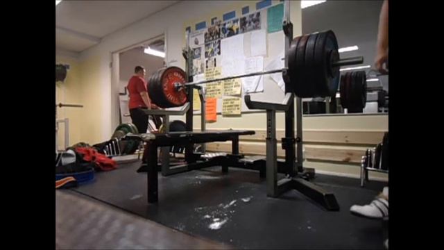 raw-penkkipunnerrus 210kg смотреть онлайн