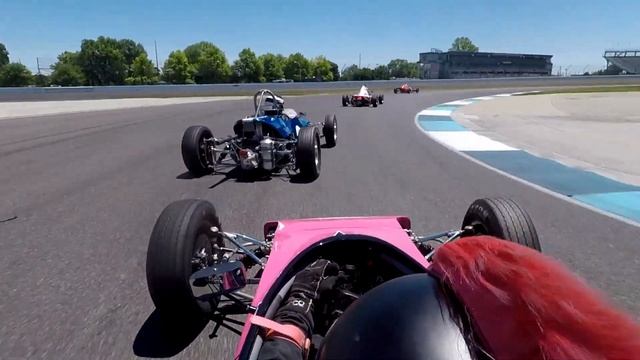 SVRA Formula Ford Feature Race 1 INDY 2022 no announcer смотреть онлайн