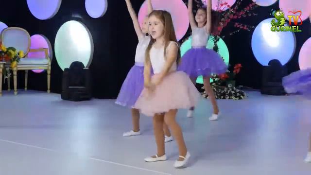 Adela Borș -Sofia cu Andreea Scoferţa (Smile Dance) смотреть онлайн