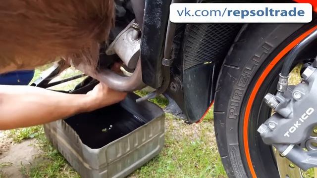 Замена масла на Honda CBR 1000RR Fireblade