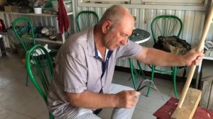 Как насадить тяпку на черенок за 5 минут