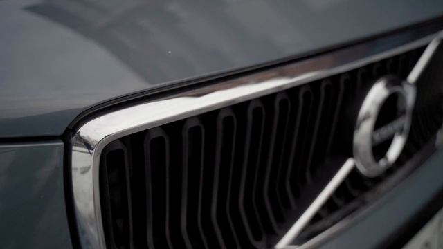 MERCEDES E200 COUPE vs VOLVO XC40 | обзор BEZPROBEGA смотреть онлайн