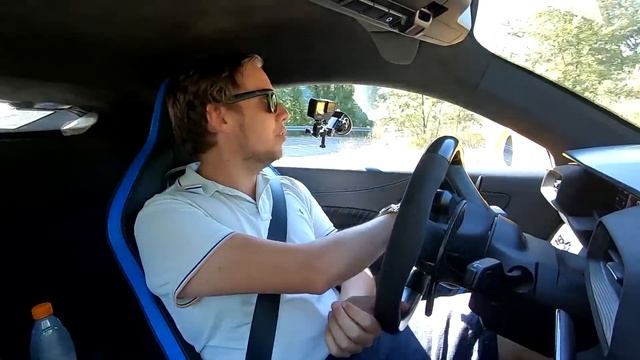 FERRARI, NON TI TEMO! | Maserati MC20 Test Drive di TRAVERSO ? смотреть онлайн