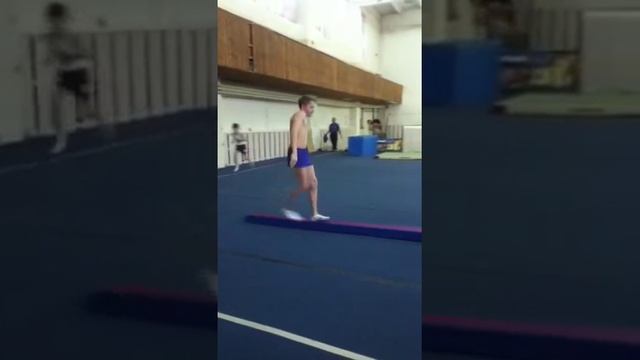 Васильев Никита упражнение на бревне смотреть онлайн