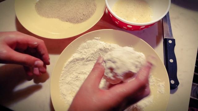 Готовим Оладьи из сосисок и сыра смотреть онлайн