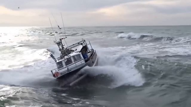 ЭТО Нужно ВИДЕТЬ! Самые Невероятные Крушения Кораблей!(0) смотреть онлайн