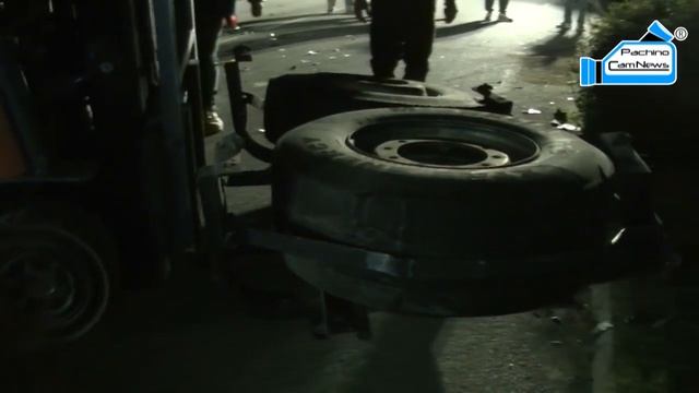 Fiat Tipo contro TIR смотреть онлайн