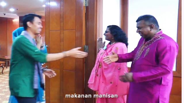 Ucapan Selamat Hari Deepavali 2018 oleh YB Menteri Kesihatan смотреть онлайн