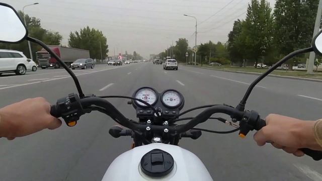 Учусь ездить на мопеде. смотреть онлайн