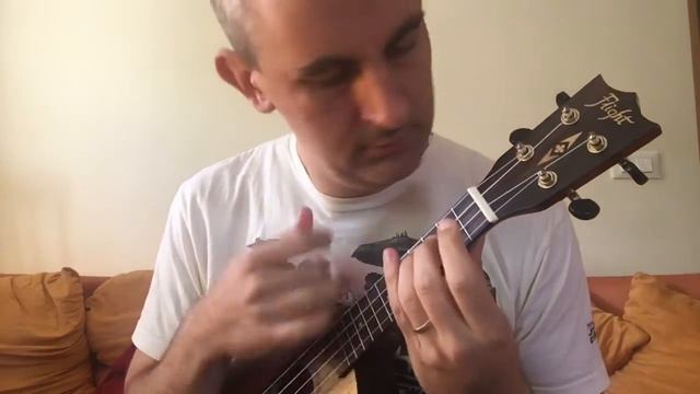 Star Wars fanfare with ukulele смотреть онлайн