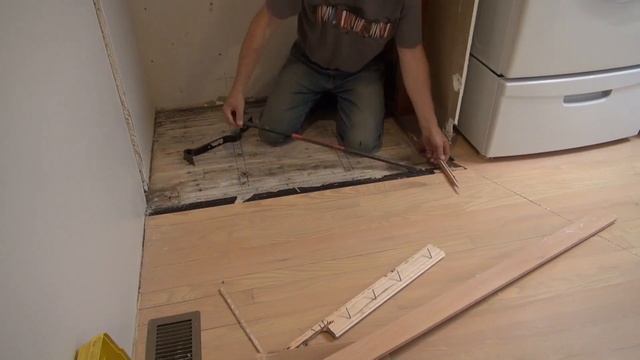 Removing Old Hardwood Floor. Удаление паркета