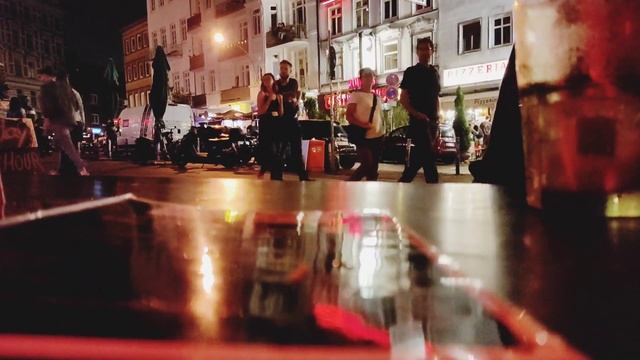 Reeperbahn- world's famous party place! смотреть онлайн