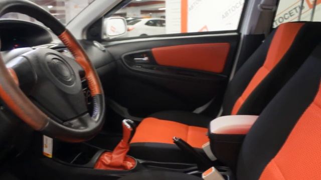 Geely MK Cross смотреть онлайн