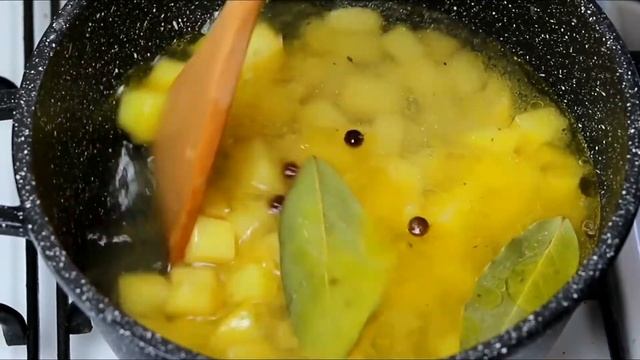 Просто ОТВАРИВАЮ ЖАРЕННУЮ КАРТОШКУ и готовлю ПЮРЕ! Гости едят и мяса не просят! смотреть онлайн