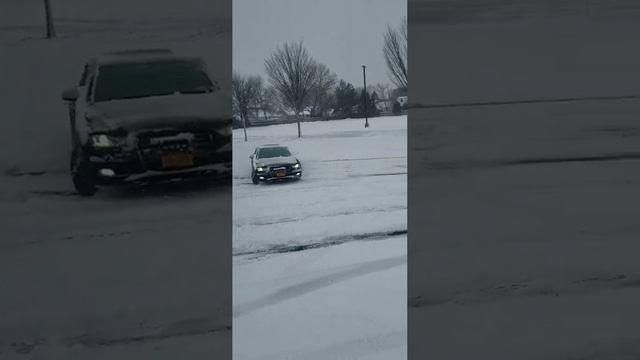 b8.5 s4 supercharger whine snow drift смотреть онлайн