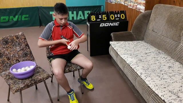 Видео-занятие «Настольный теннис. Отработка подач в домашних условиях» - Слепов А.В. смотреть онлайн