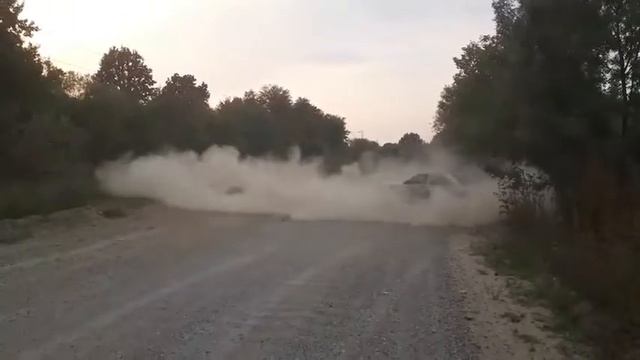 Mercedes 190D drift смотреть онлайн