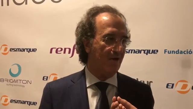 Julián Redondo Atiende a ElDesmarque en la Gala de los Premios DEX смотреть онлайн