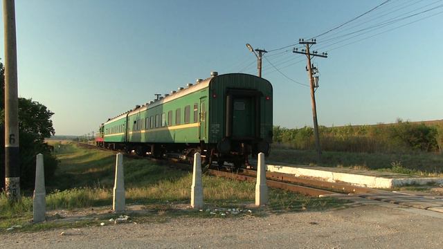 [ЧФМ] Тепловоз ЧМЭ3-5732 на о.п. Исерлия / [CFМ] CME3-5732 at Iserlia stop смотреть онлайн