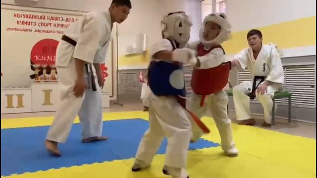 Каратэ Алихан 6 жас. Кумитэ клубы турнирі. смотреть онлайн