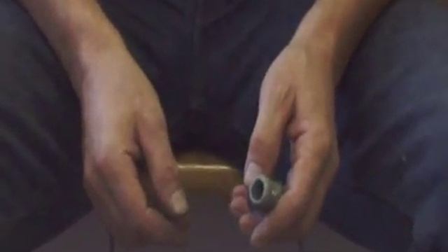 Как надо правильно паковать сантехнические резьбы для соединения без дальнейшего протекания. смотреть онлайн