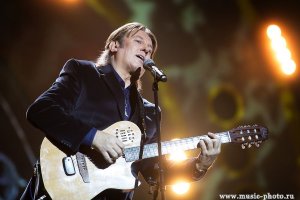 ЮРИЙ ЛОЗА - ПОЙ МОЯ ГИТАРА, ПОЙ..mpg