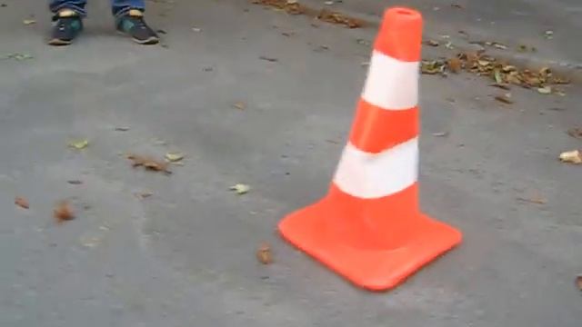 Конус дорожный (сигнальный) резиновый смотреть онлайн