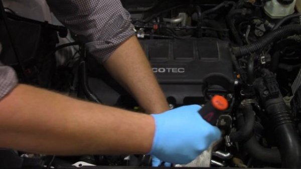 Chevy Cruze PCV Hose Assembly Replacement