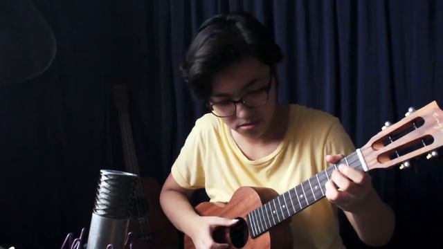Can't Help Falling Inlove (Ukulele) - Alyza смотреть онлайн