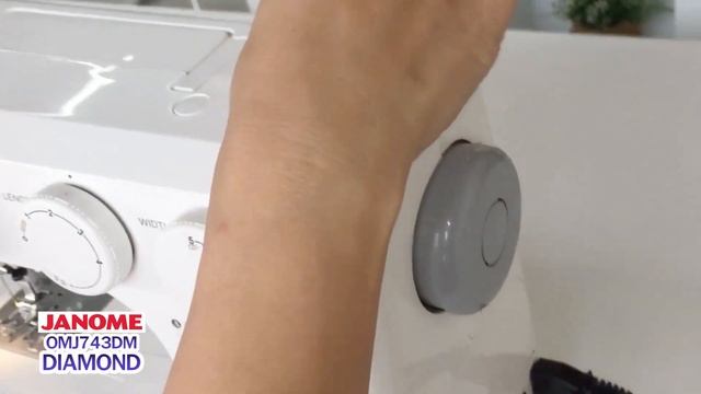 JANOME - คู่มือการใช้งานจักรเย็บผ้า รุ่น ไดมอนด์ (Diamond) OMJ-743DM смотреть онлайн