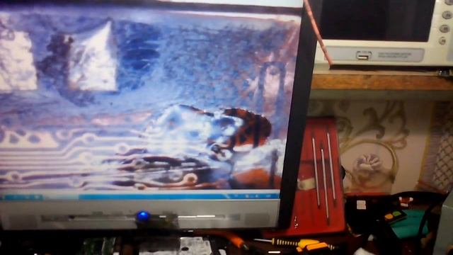 Демонстрация пайки под микроскопом - прямые руки и никакого мошенничества... смотреть онлайн