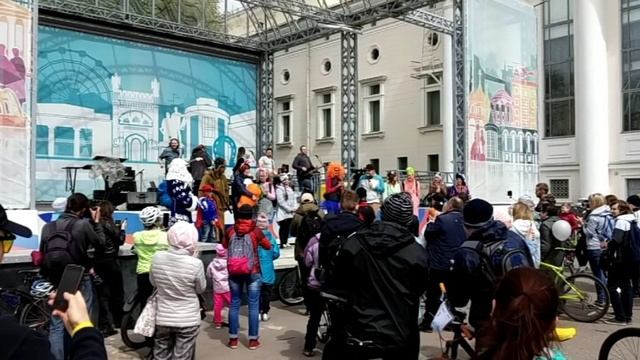 Велопарад 2019 Киров.avi
