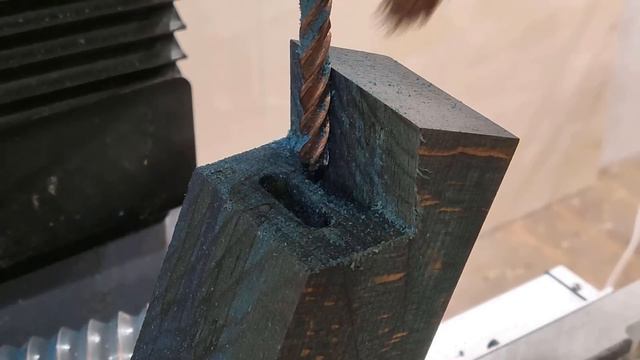 077 Angled mortises on the milling machine смотреть онлайн