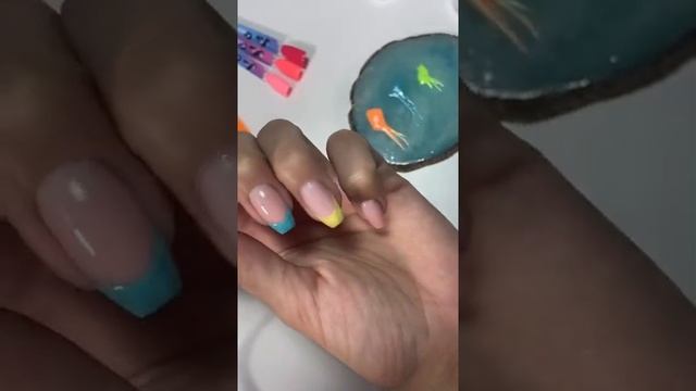 Дизайн как у Кайли Дженер #nailart #nails #shots #маникюр осень дизайн ногтей 2021 длинные ногти смотреть онлайн