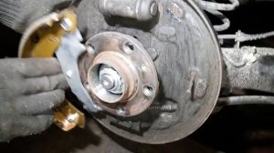 Замена задних колодок на Фольксваген поло седан