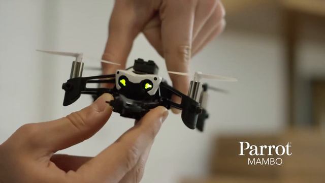 Parrot Mambo Mini-Drone смотреть онлайн