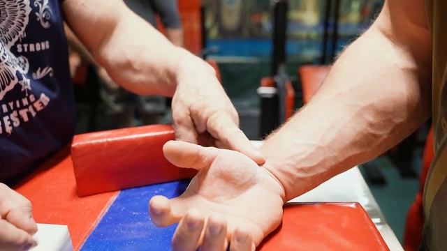САРЫЧЕВ ПРОТИВ ЦЫПЛЕНКОВА / АРМРЕСТЛИНГ смотреть онлайн