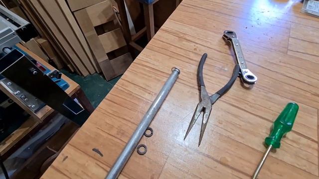 Makita 2704 - Acessórios: Extensão Traseira e Lateral esquerda смотреть онлайн