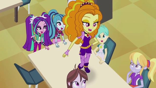 "Batle Of The Bands" в стиле Элвин и бурундуки смотреть онлайн