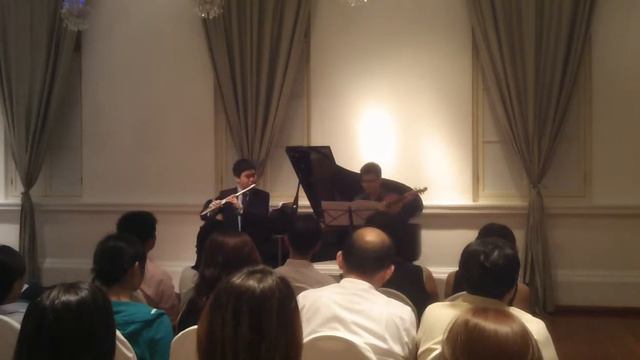 Ibert Deux Interludes pour Flute, Violon et Clavecin (Piano) смотреть онлайн
