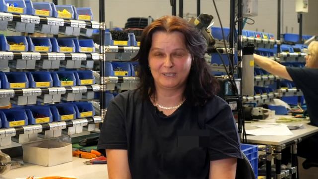 Работа электриком смотреть онлайн